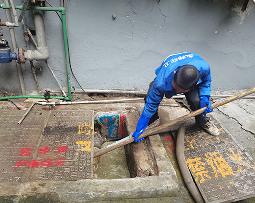 宁县清掏化粪池